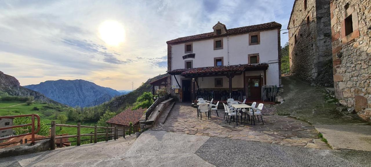 Taberna De Tresviso Hotell Eksteriør bilde